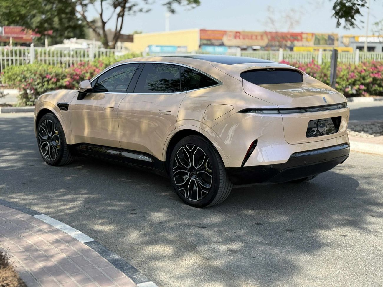 أفاتر 11 Premium AWD