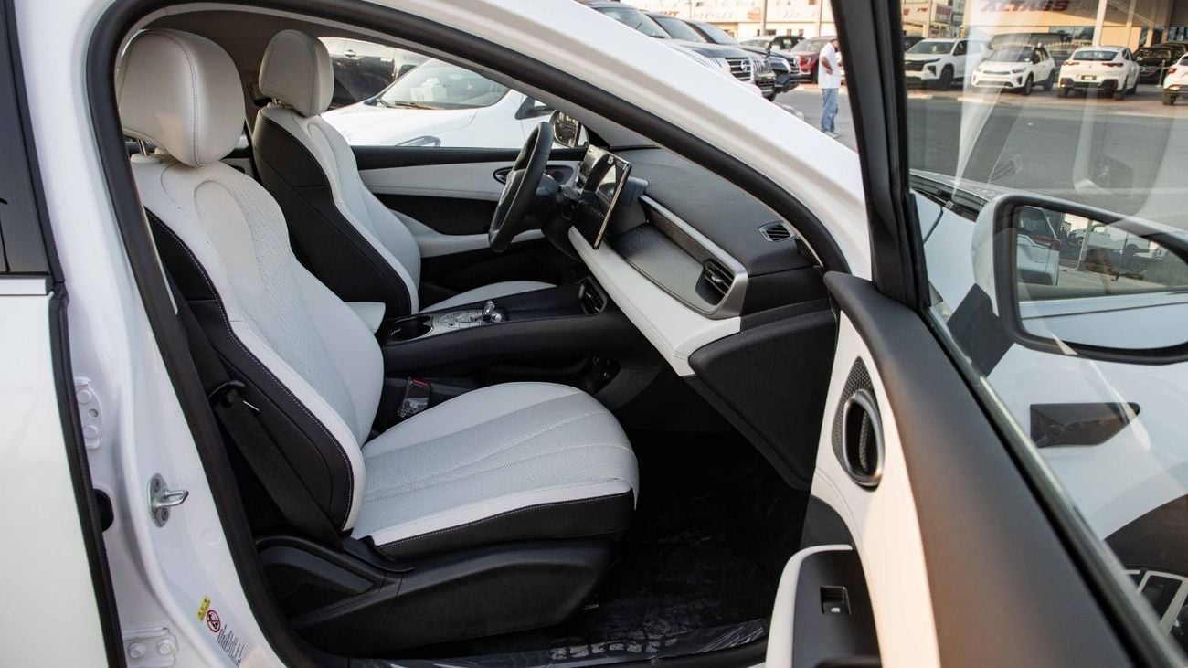 بي واي دي سيل 05 DM-i 55KM PREMIUM EDITION | 2025 | Ready Stock Limited QTY | For Local Registration +10%