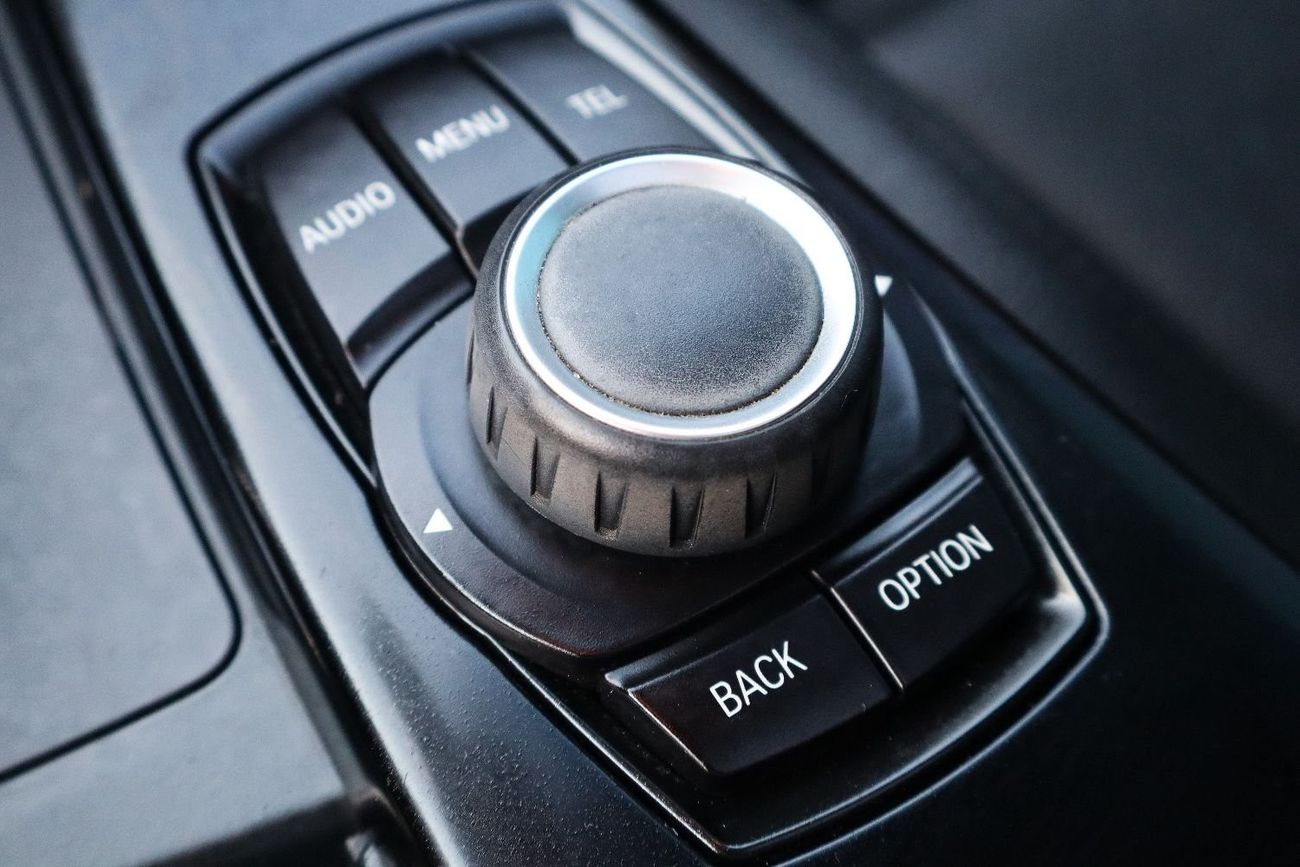 بي أم دبليو 420i Std 2.0L