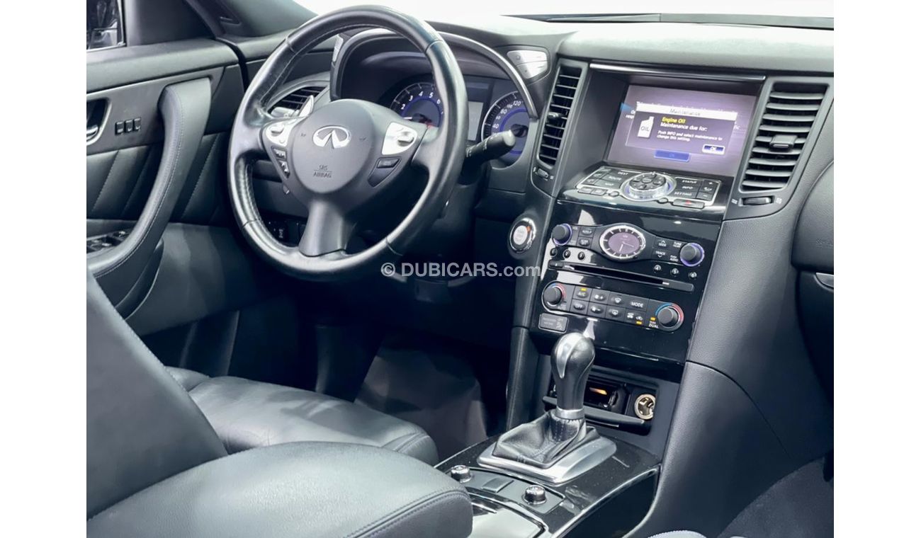 Infiniti QX70 Sport Luxury 2017 Infiniti QX70 S, Full Service History, Warranty, Low Kms, GCC