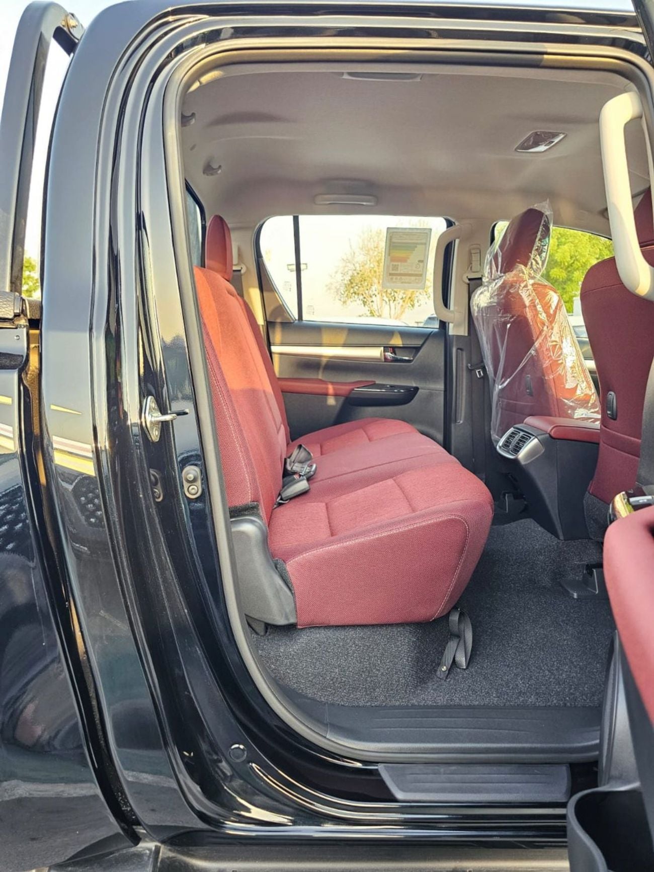 Toyota Hilux SR5 WIDE BODY DOUBLE CABIN || FULL OPTION  | PUSH START| WITHOUT DIFF-LOCK | PETROL M/T 2.7L V4 4WD