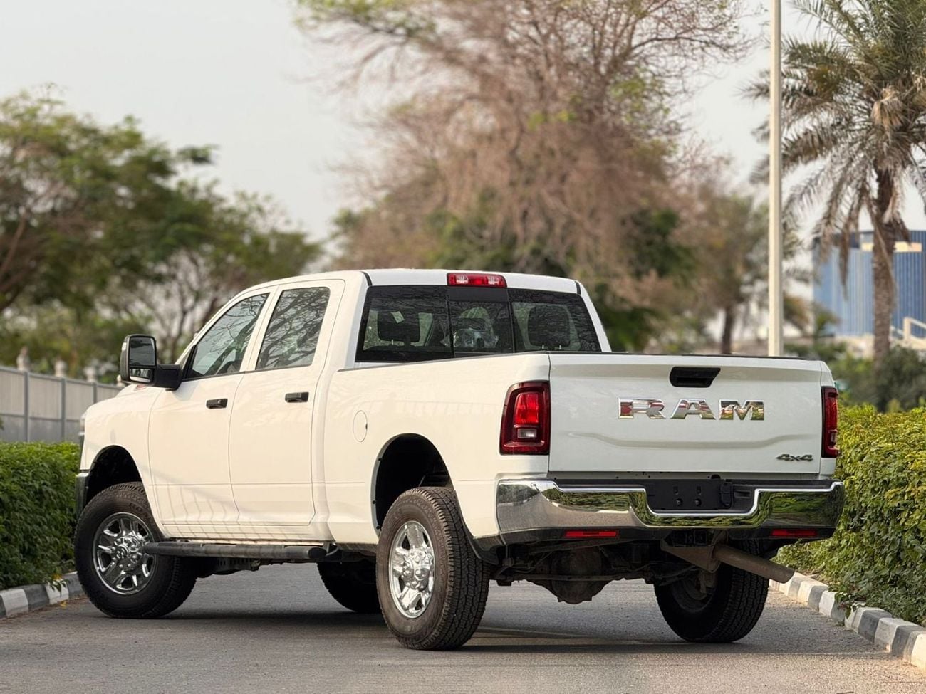 رام 2500 Power Wagon 6.4L 4WD (5 Seater)