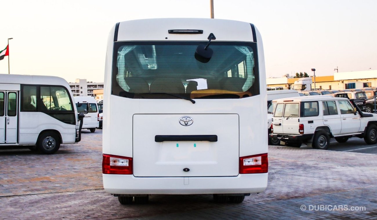 Toyota Coaster 4.2L MT 2022