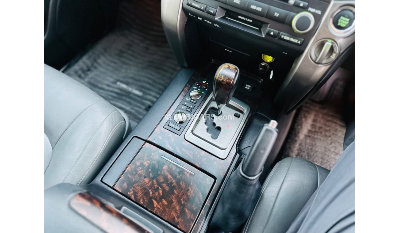 Toyota Land Cruiser Land cruiser ZX , top of the range