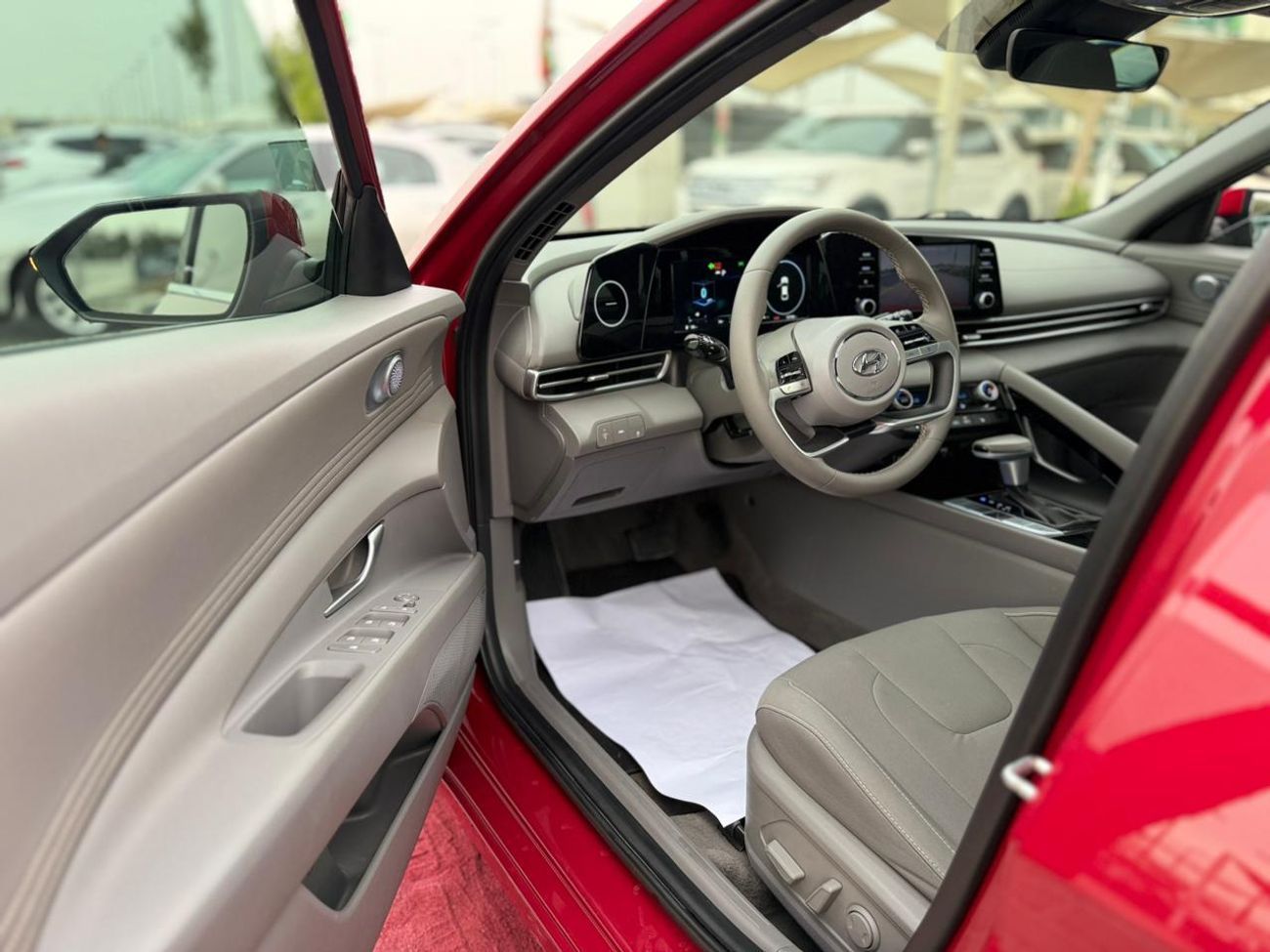 Hyundai Elantra 2.0L Comfort  GOOD CONDITION  LOW MILEAGE