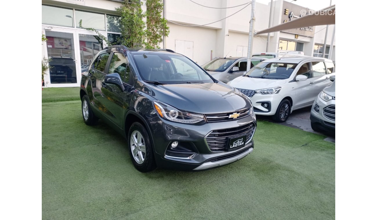 Chevrolet Trax 2021 model, import 1400 CC, gray color, cruise control, rear spoiler, rear camera screen, in excelle