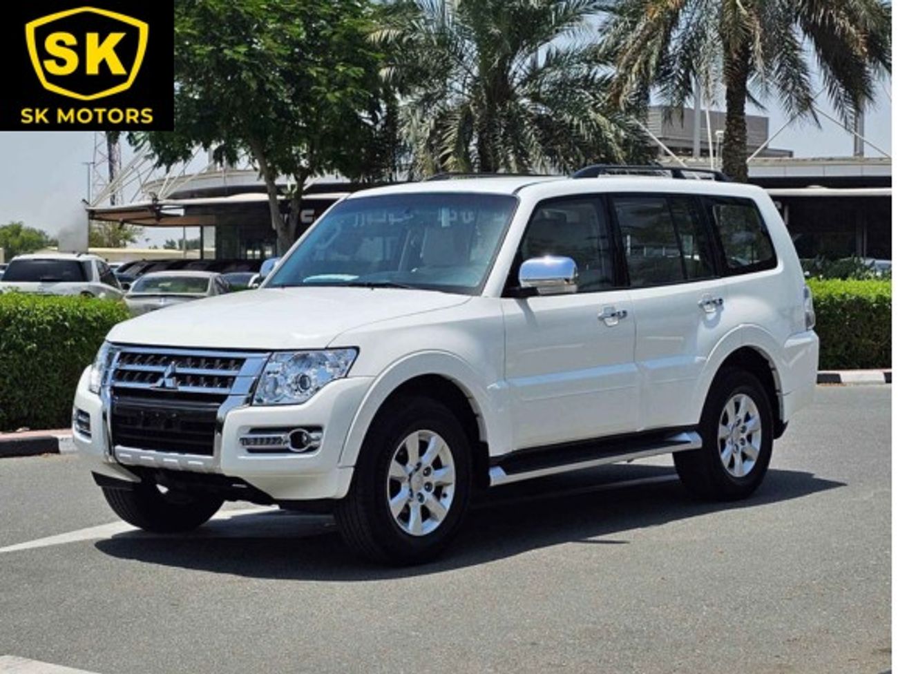 ميتسوبيشي باجيرو GLS 3.5/ 4WD/ LEATHER/ DVD CAMERA/  LOW MILEAGE/ 861 MONTHLY/ LOT#14455