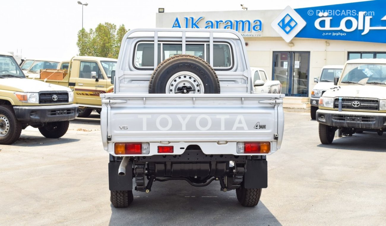 Toyota Land Cruiser Pick Up V6 4.0 L Petrol Double Cabin ,4/4,winch ,Hub lock,power window , wooden interior , centre lock