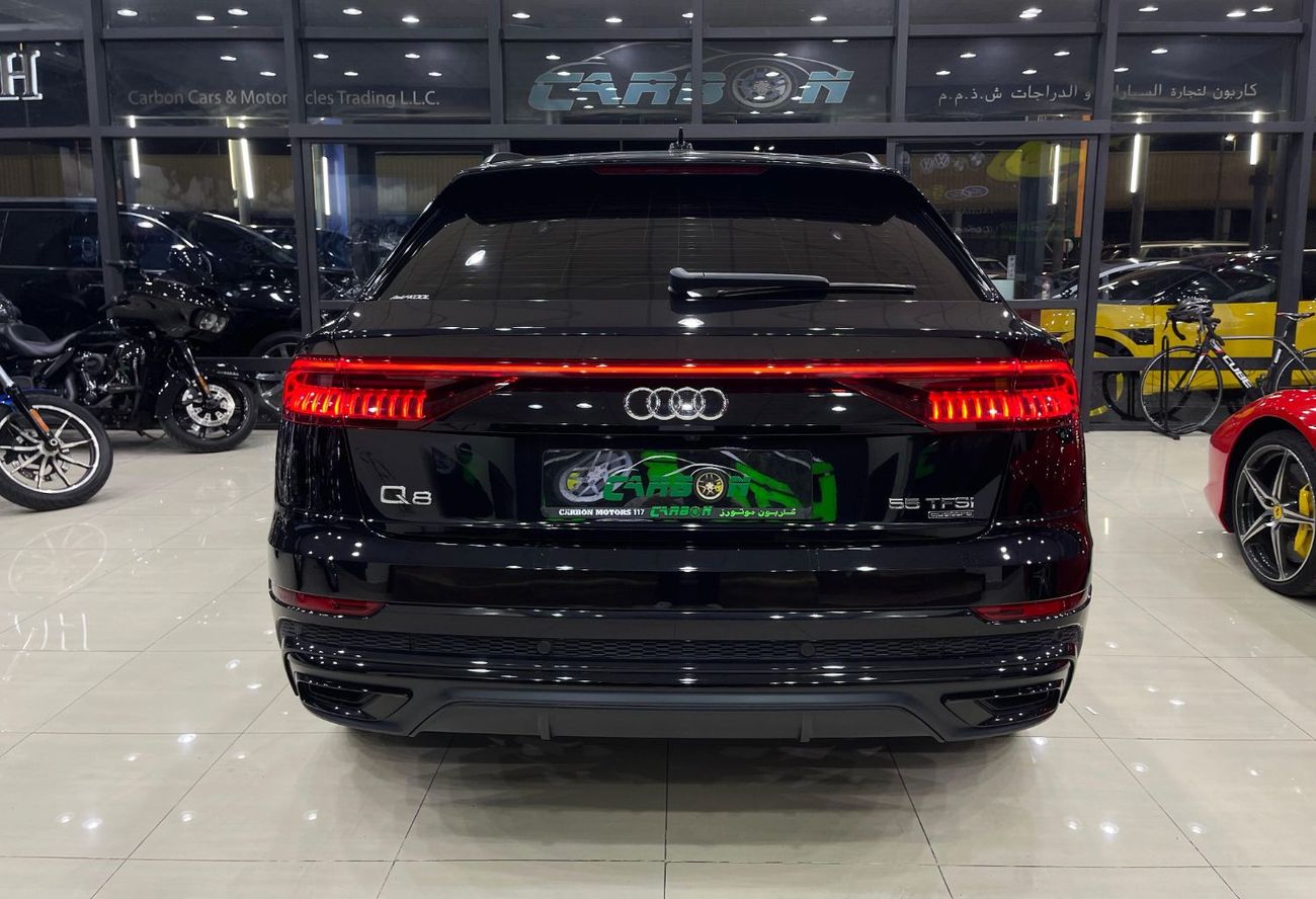 أودي Q8 55 TFSI quattro S-Line sports & Black Gloss package 3.0L (340 HP)