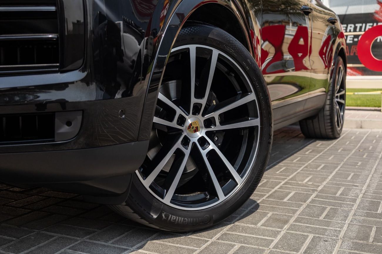 Porsche Cayenne Base