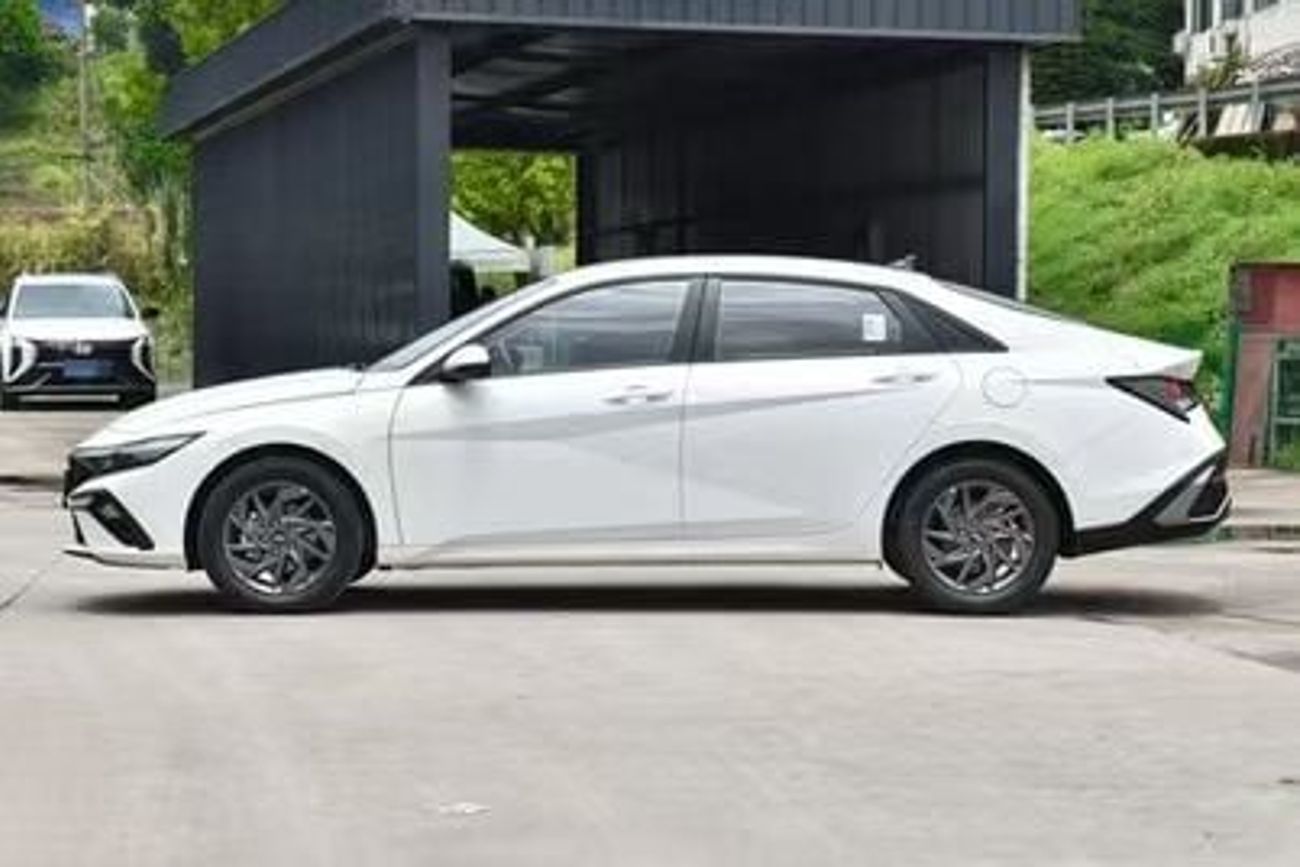 هيونداي إلانترا 1.5 GLX Elite Trim