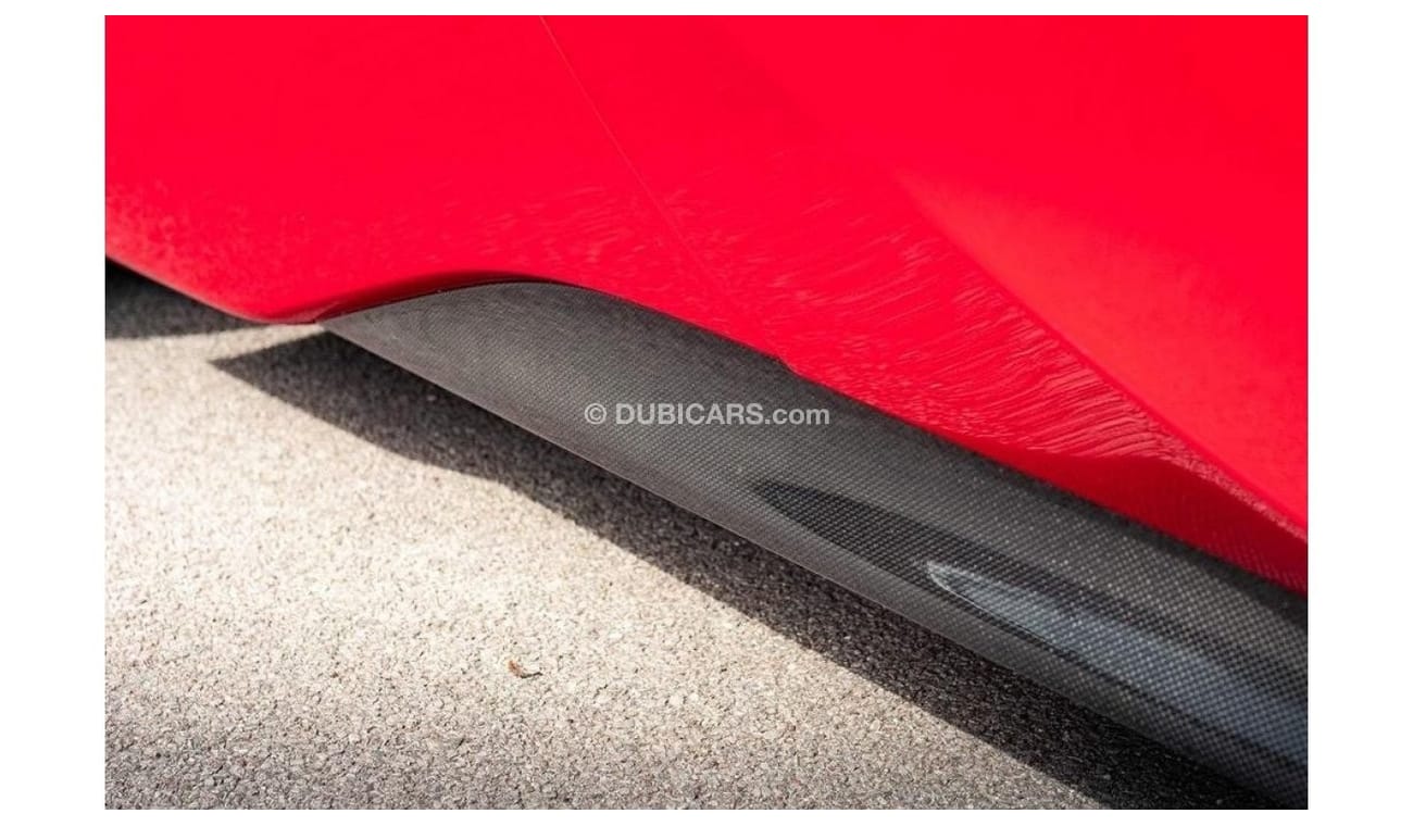 Ferrari SF90 Stradale Std Ferrari SF90 Stradale Right Hand Drive