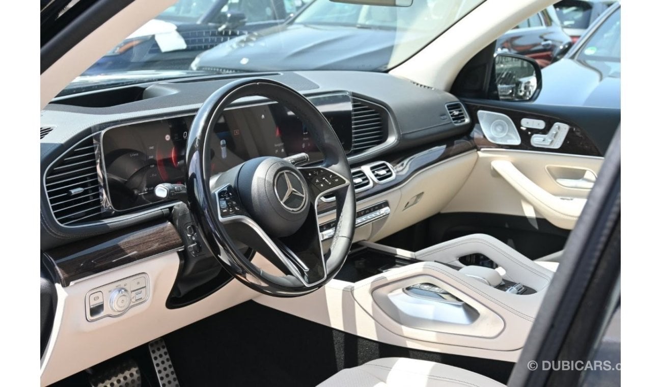 مرسيدس بنز GLS 450 Mercedes GLS 450 3.0L Inline-6 Turbo with Mild Hybrid, SUV, 7 Seats, Color Black, Model 2024