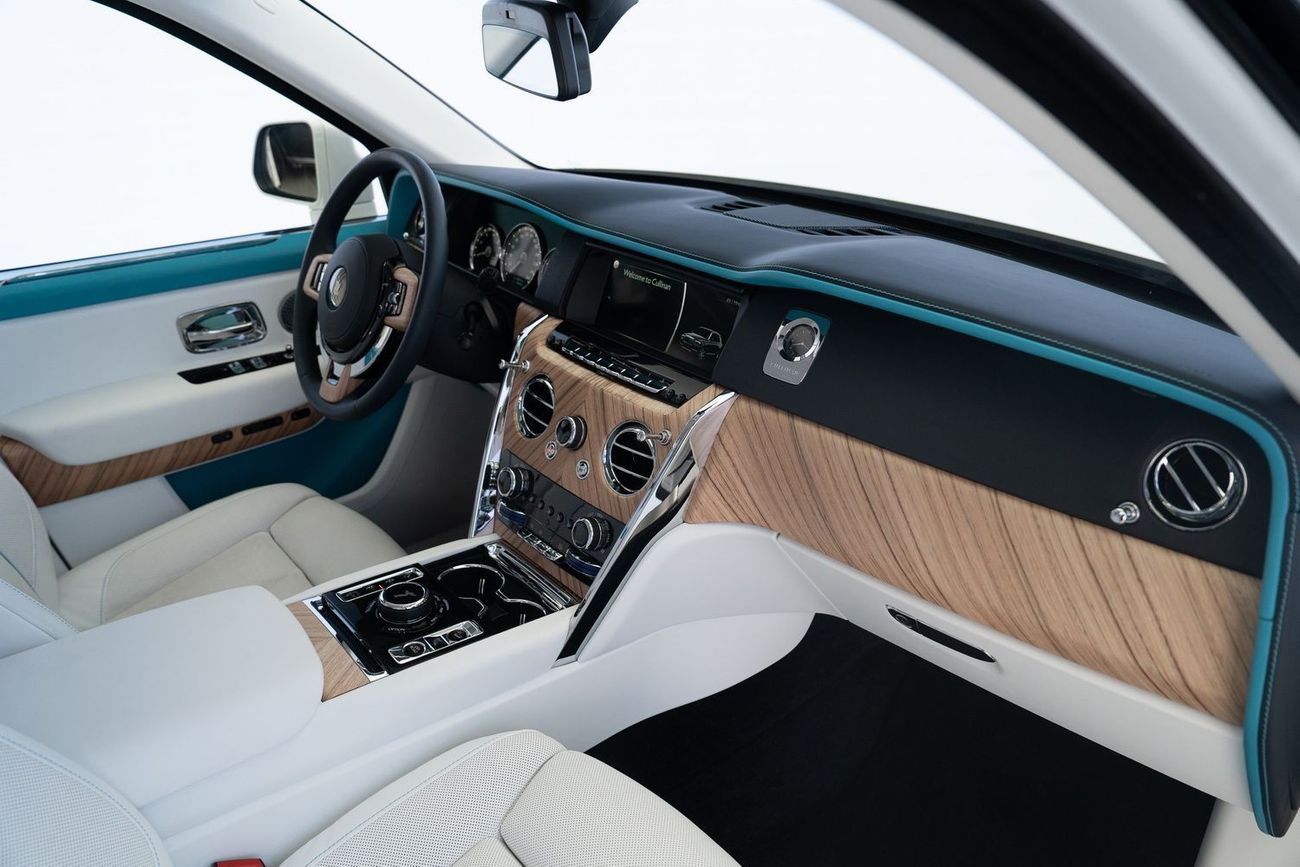 رولز رويس كولينان Rolls Royce Cullinan