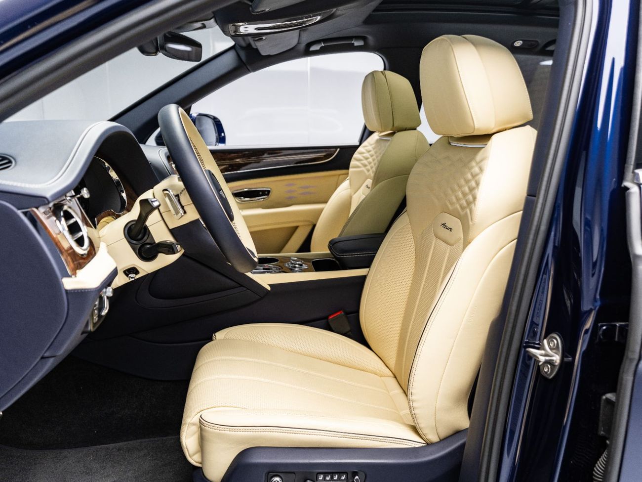 Bentley Bentayga Azure 4.0T The BEST Ramadan Offer in the UAE - Limited Time Only! Bentley Warranty, Low KM's, GCC