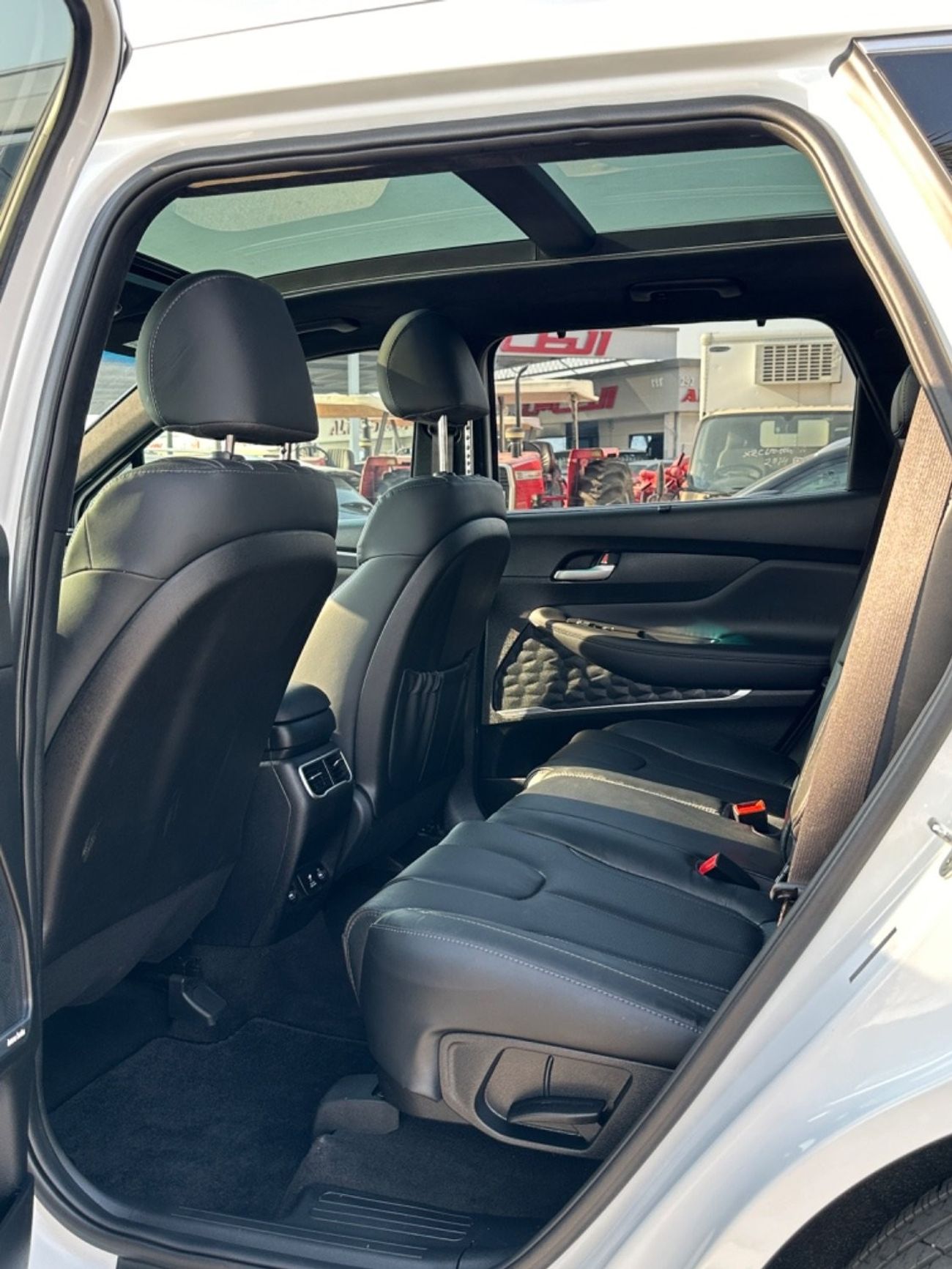 Hyundai Santa Fe 2023 Santa fe calligraphy full option