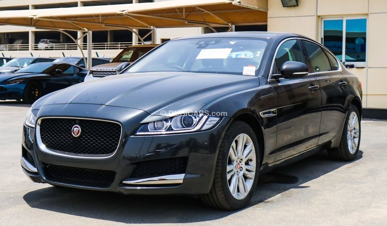 Jaguar XF 2.0P petrol automatic Prestige 300 PS Right Hand Drive