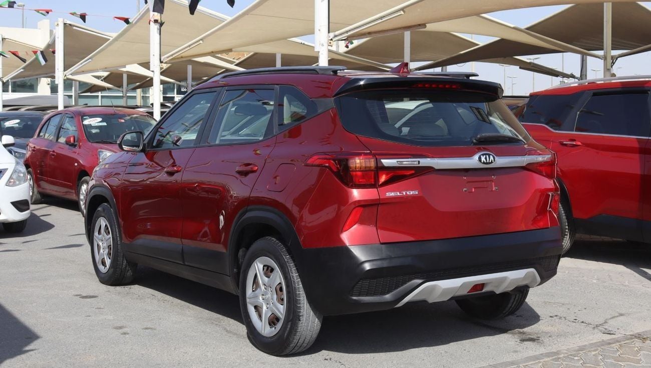 Kia Seltos Std 1.6L (123 HP) Kia Seltos 2020 - GCC-- 1.6L - Accident-free - Excellent condition