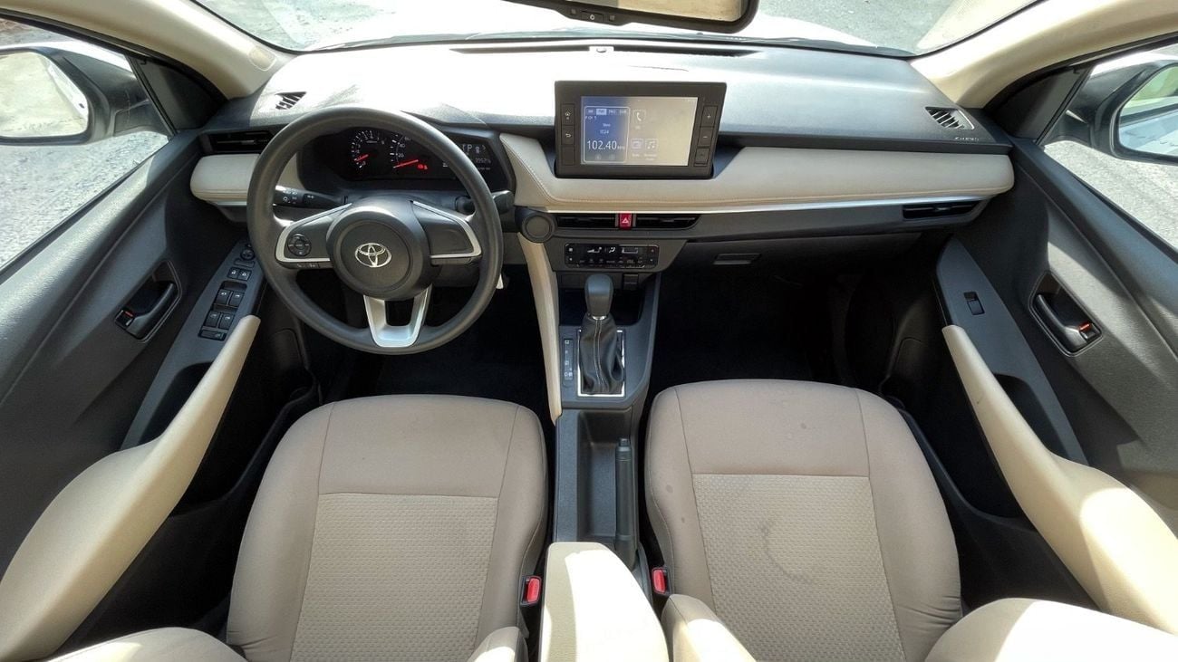 Toyota Yaris 1.5L G| FREE Agency Warranty | Zero Downpayment | Complete Service History