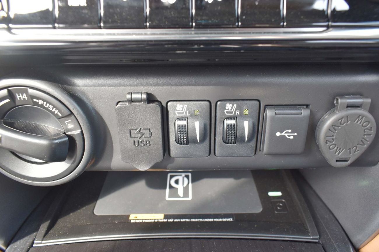 Toyota Fortuner NEW TOYOTA FORTUNER SR5 Plus 4.0L V6 MODEL 2025 GCC