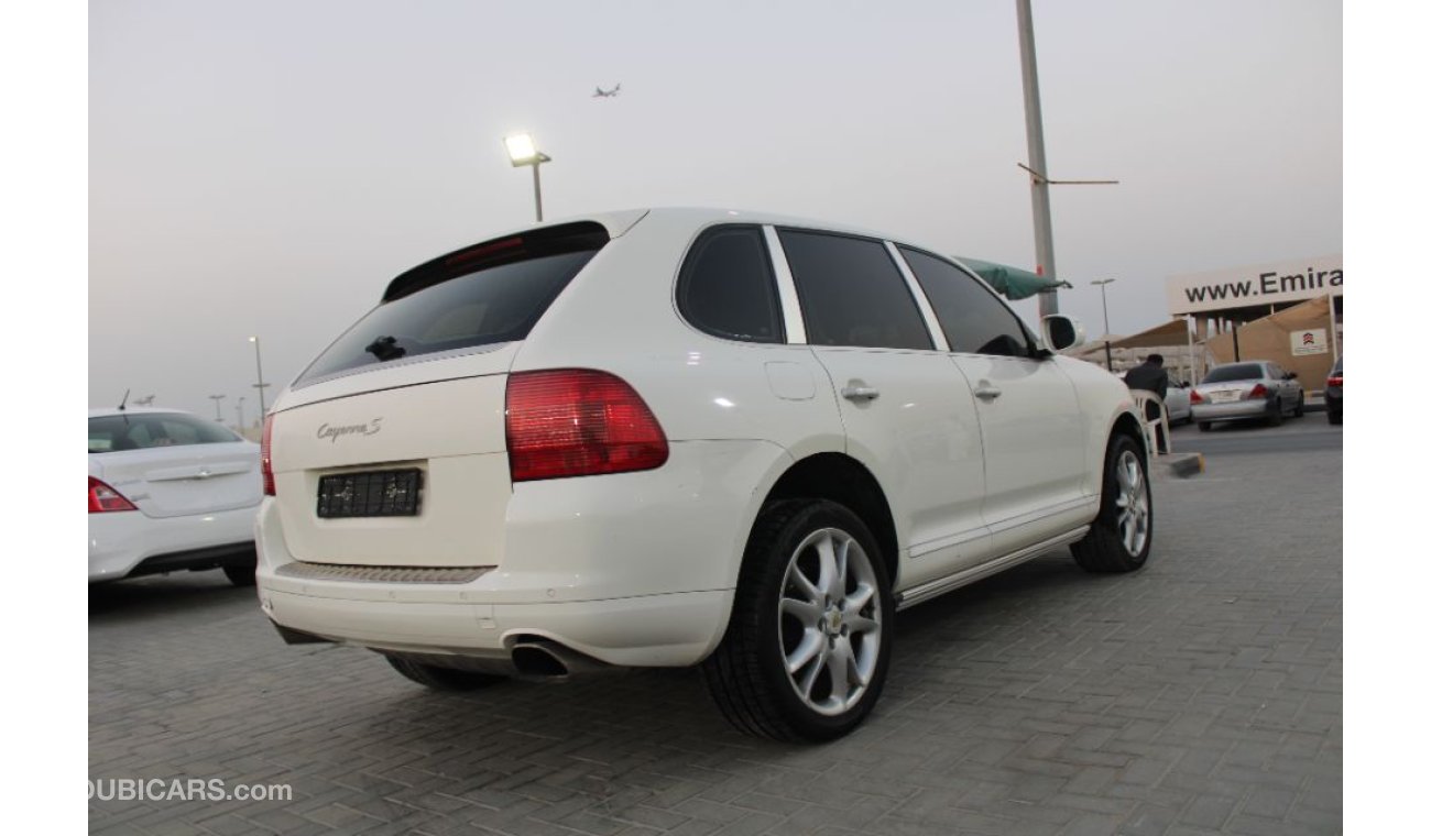 Porsche Cayenne S Porsche  cayenne S model 2006 GCC