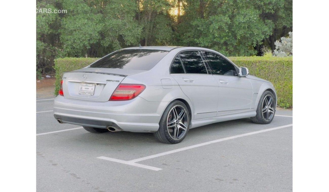 Mercedes-Benz C 250 2008 model, imported from Japan, without a 6-cylinder hatch, mileage 126000