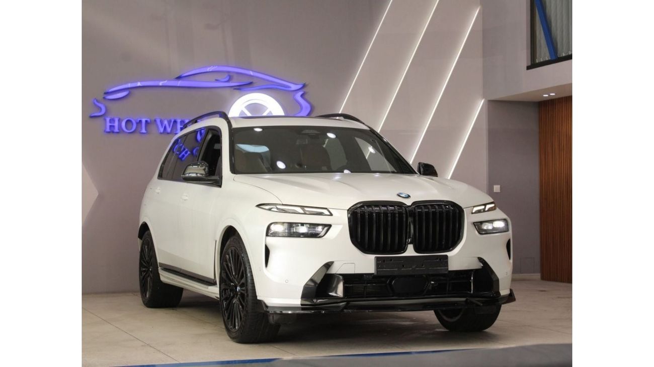 Used BMW X7 2023 for sale in Dubai - 702316