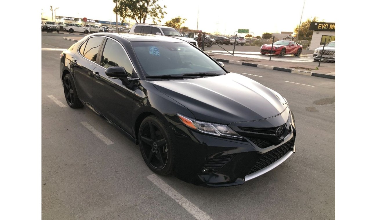 Toyota Camry SE FULL OPTION