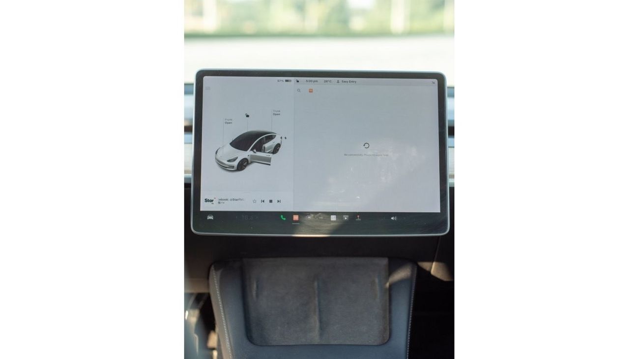 Tesla Model 3 usa All Wheel Drive