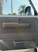 Toyota Land Cruiser 70 TOYOTA LANDCRUISER 76 4.0L V6 PETROL GRADE E MANUAL