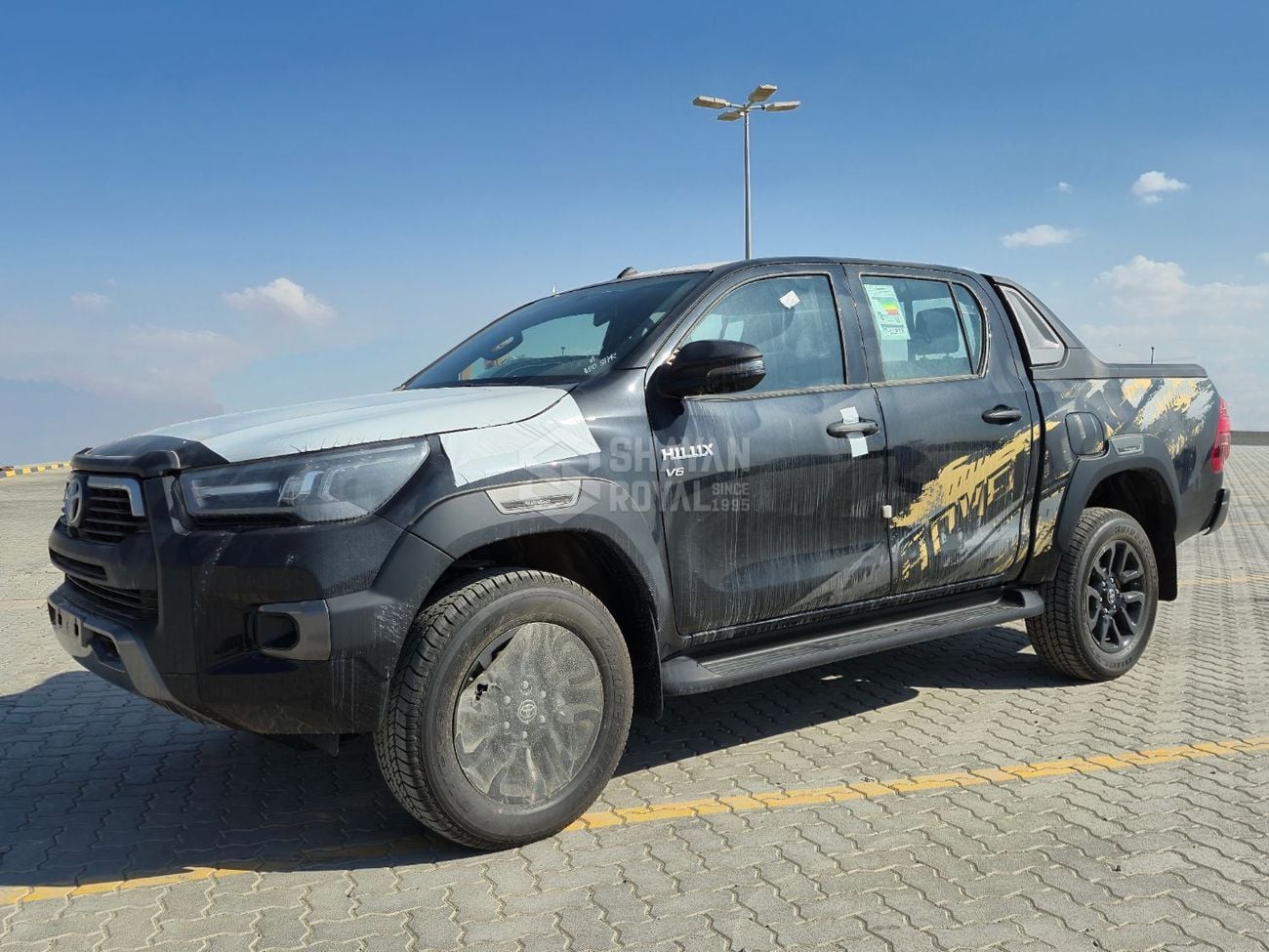 تويوتا هيلوكس ADVENTURE 4.0L V6 PETROL DC AT 4WD 2026MY