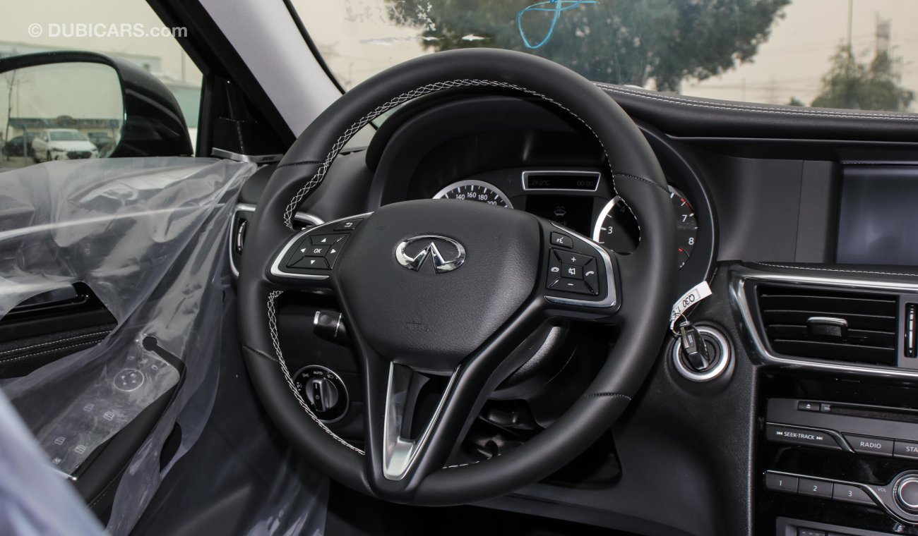 Infiniti Q30 1.6T Premium