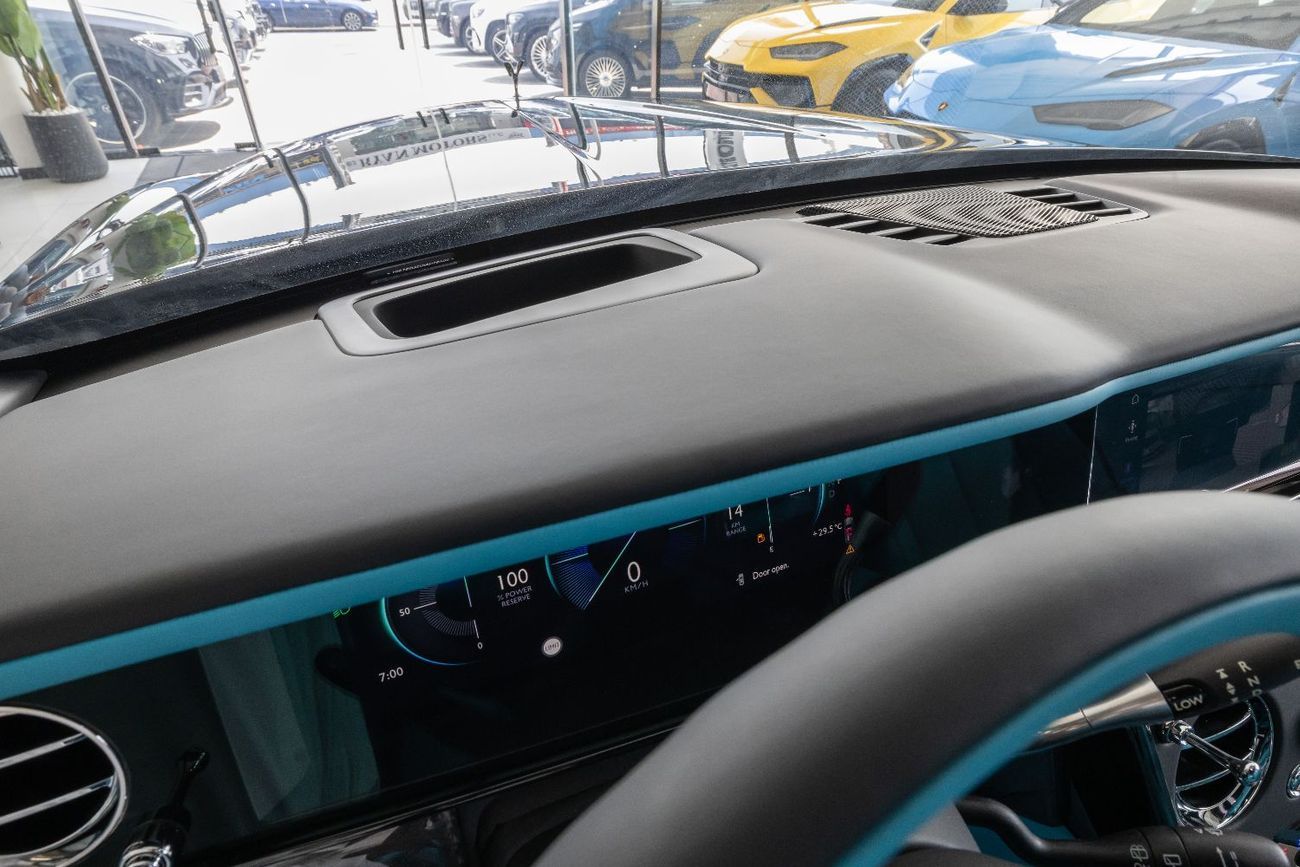 رولز رويس كولينان Rolls Royce Cullinan Black Badge | 2025