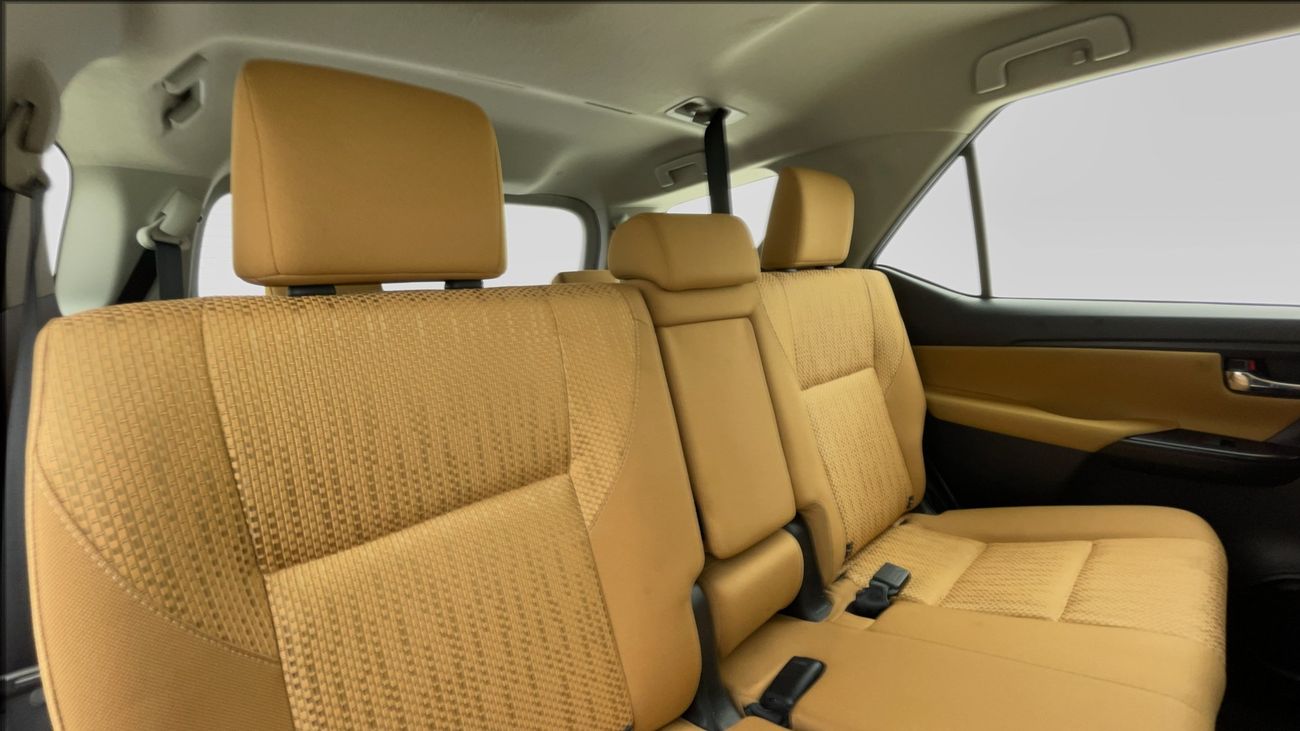 تويوتا فورتونر EXR 2.7 | بدون دفعة مقدمة | اختبار القيادة في المنزل