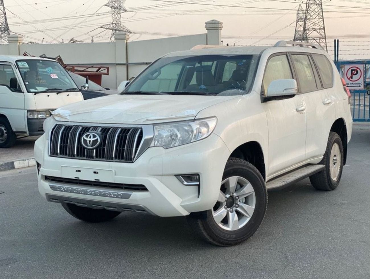 Toyota Prado TXL 2.7 L| 4V 4WD | Petrol | automatic | Brand new