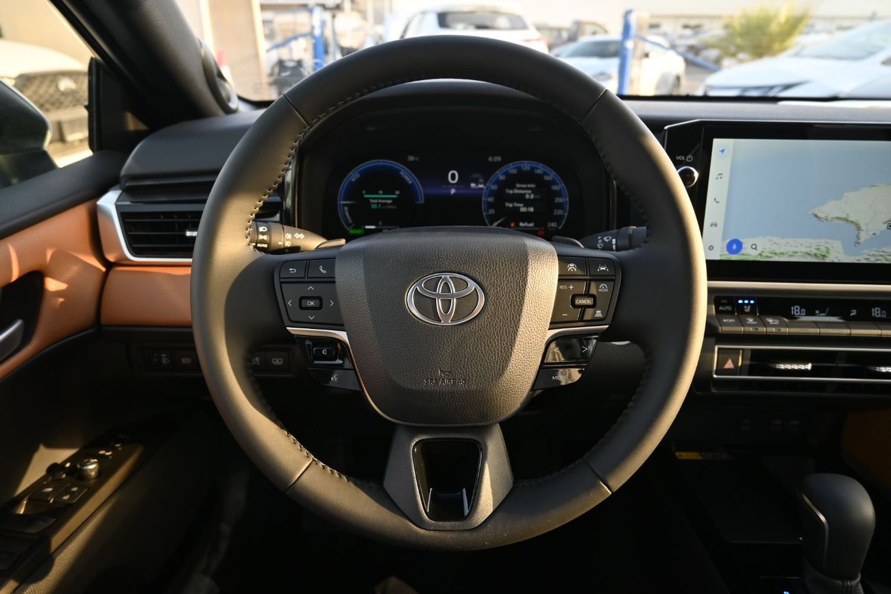 تويوتا كامري LUMIERE HEV Toyota Camry Lumiere 2.5L Hybrid, Model 2025, Color White