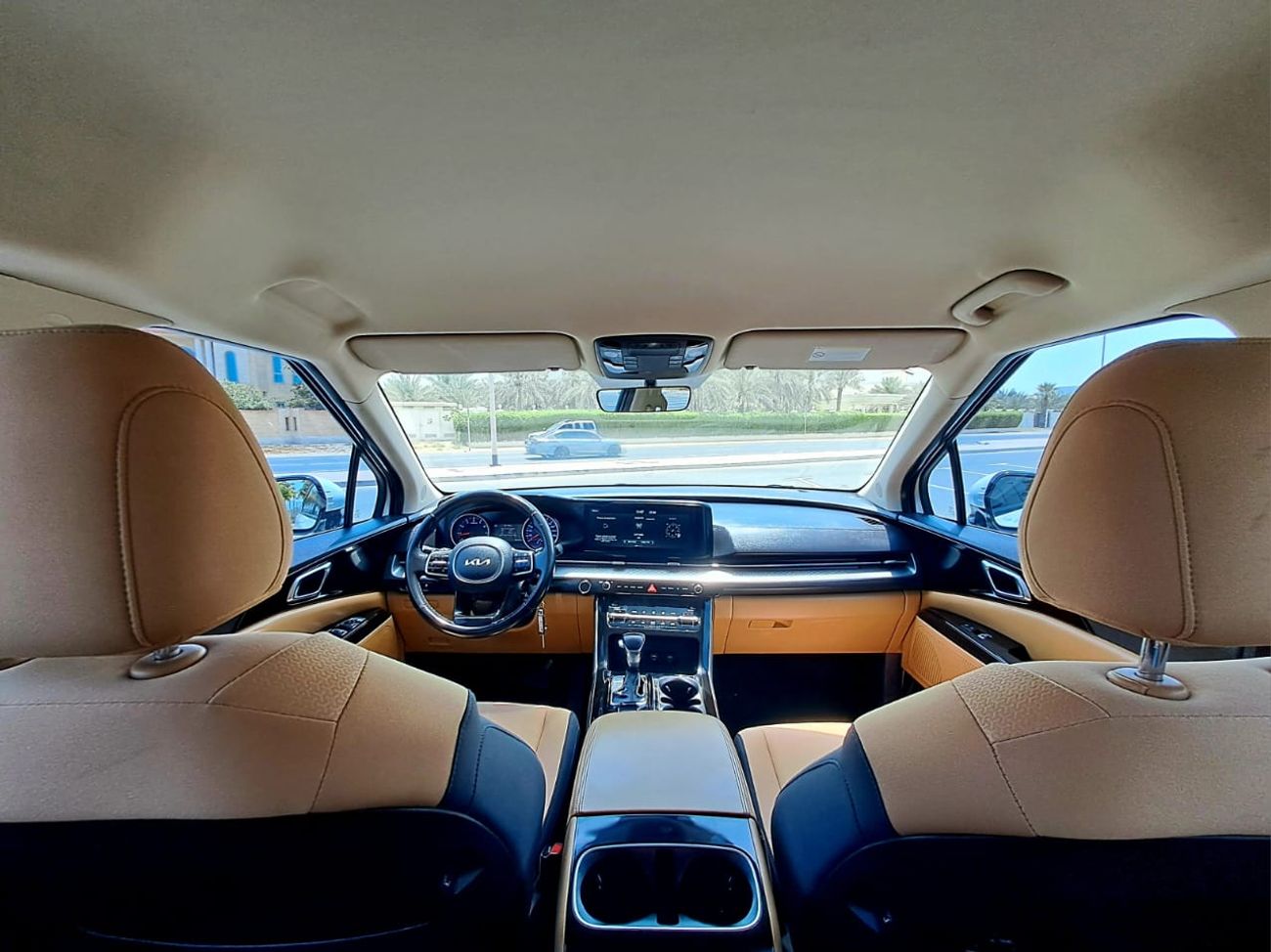 Kia Carnival GDI EX 3.5L 2022 3.5L GCC (1330/-MONTHLY)