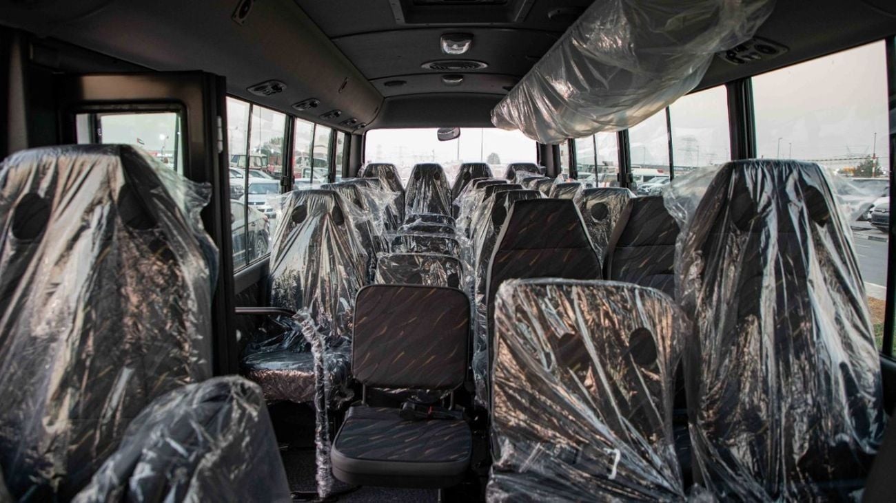 هيونداي كونتي FL 28-seater 3.9L Diesel | GCC Specs | 2026 | For Local Registration +10%