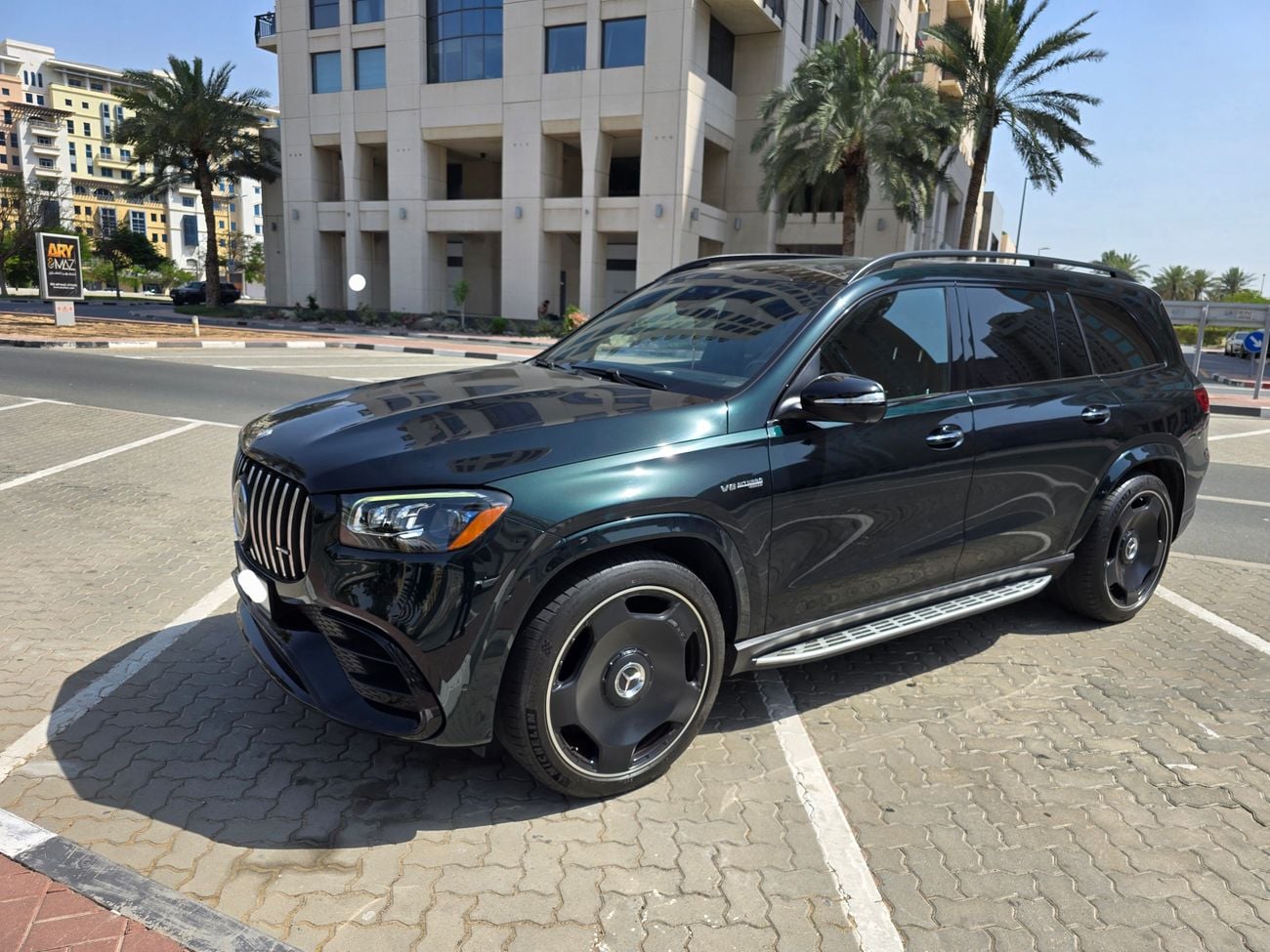 مرسيدس بنز GLS 63 AMG 4MATIC
