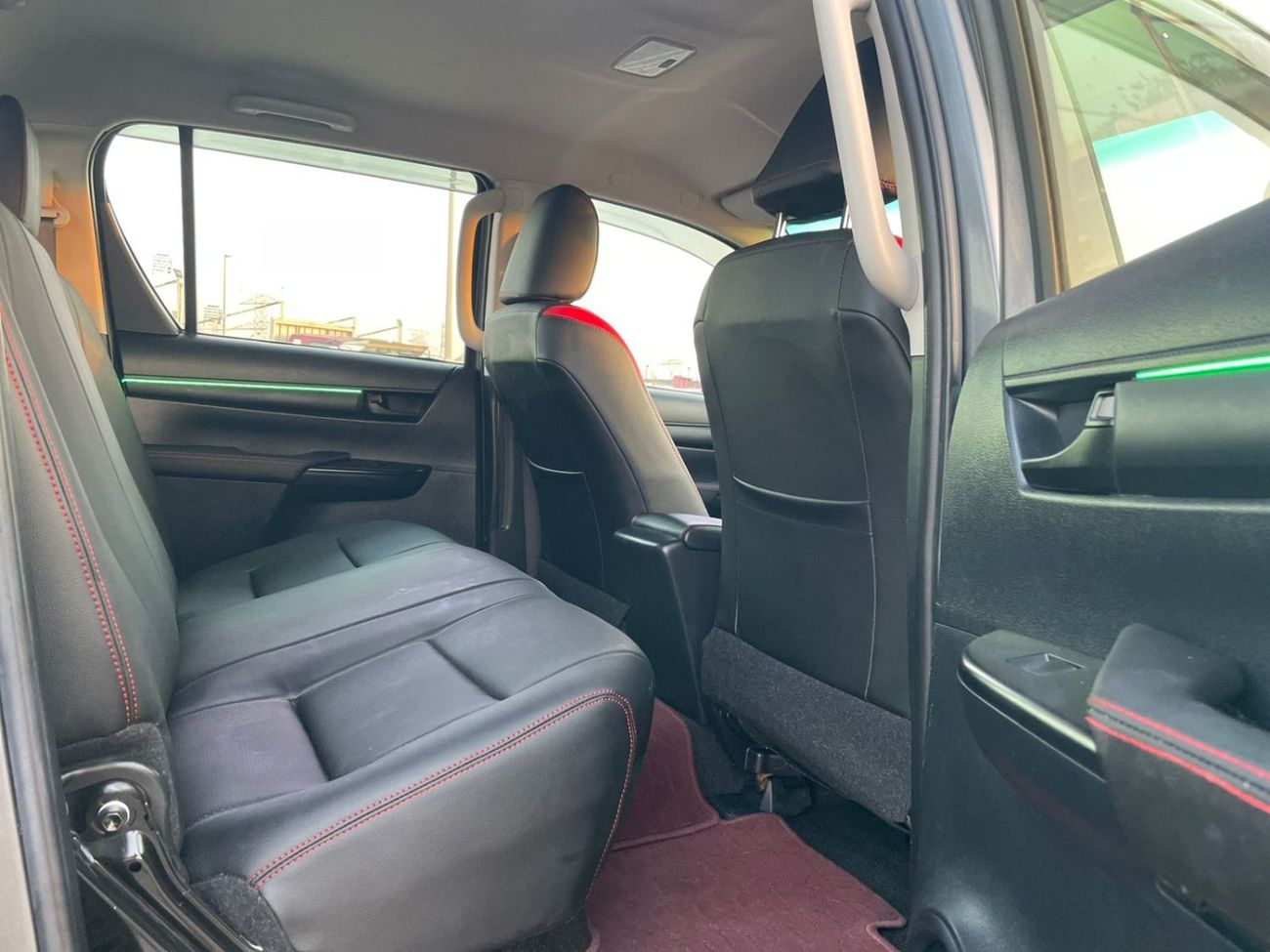 Toyota Hilux 2019 Toyota Hilux Revolution Edition - 4x4 | GCC Specs | Full Off-Road Build