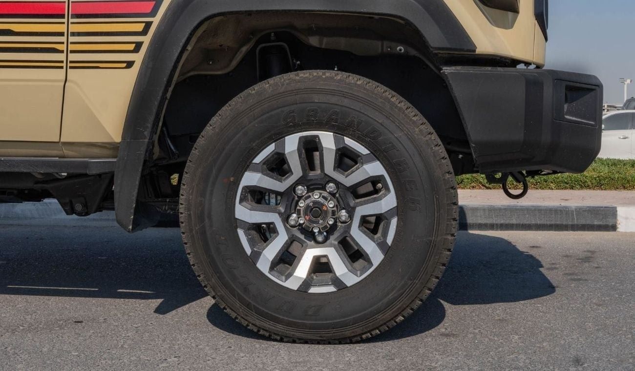 تويوتا لاند كروزر بيك آب 2025 Toyota Land Cruiser LC79 4.0 SC AT Petrol Full Option - Beige