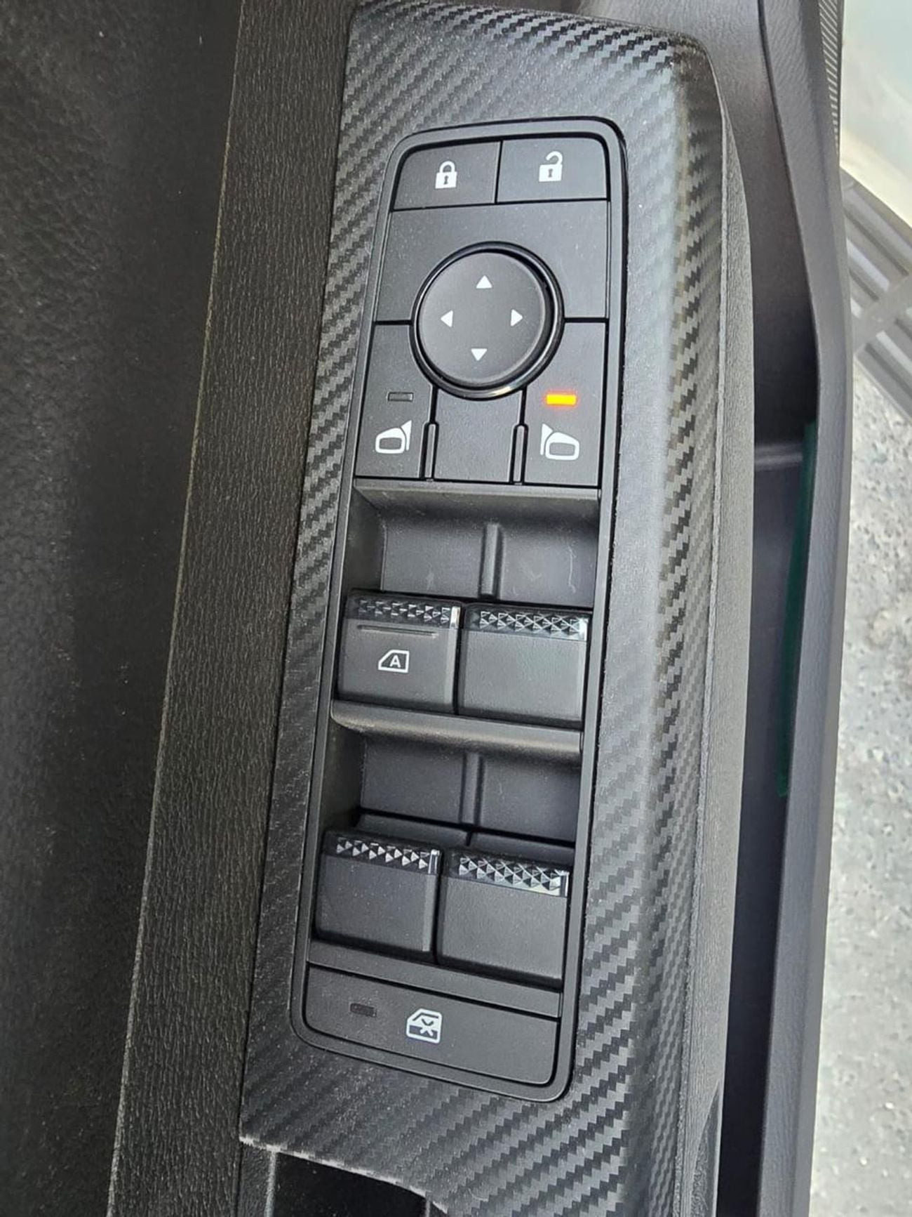 Mitsubishi L200 2026 Mitsubishi L200 2.4L GLX MT Petrol