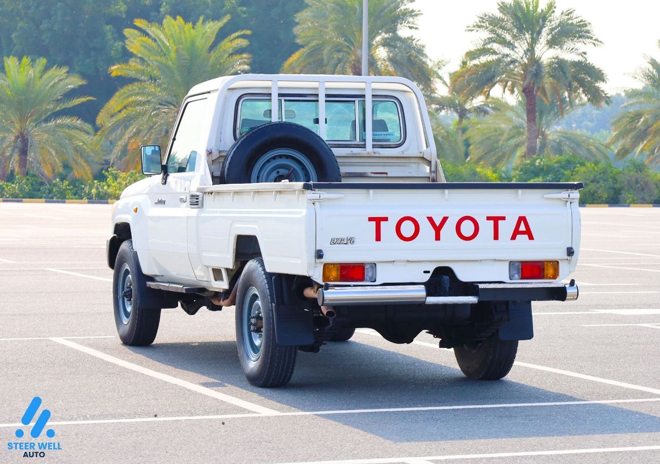 Toyota Land Cruiser Pick Up 79 EXR 2015 Single Cab Pick Up 4.0L - Petrol M/T - GCC Specs - Ready to Drive - Book Now