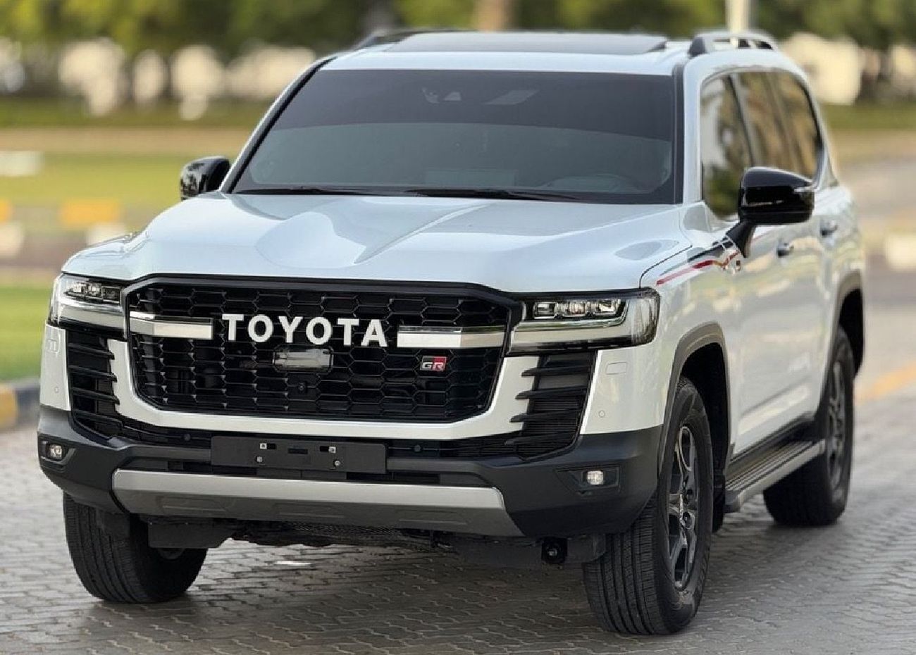 تويوتا لاند كروزر 