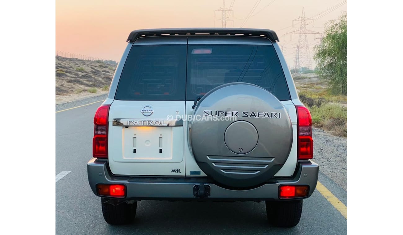 نيسان باترول سوبر سفاري نيسان باترول فتك سوبر سفارى 2020 خليجي فل ابشن صبغ وكاله بحاله ممتازه