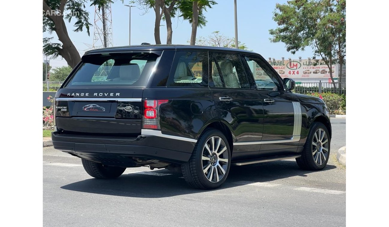 Land Rover Range Rover Vogue SE Supercharged RANGE ROVER VOGUE SE 2015 GCC SUPERCHARGED WITH WARRANTY SERVICE HISTORY