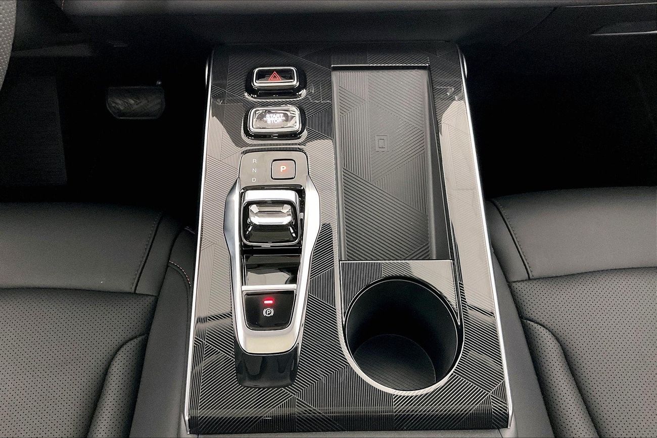 Volvo XC60 T5 R Design | 1 year free warranty | 0 Down Payment