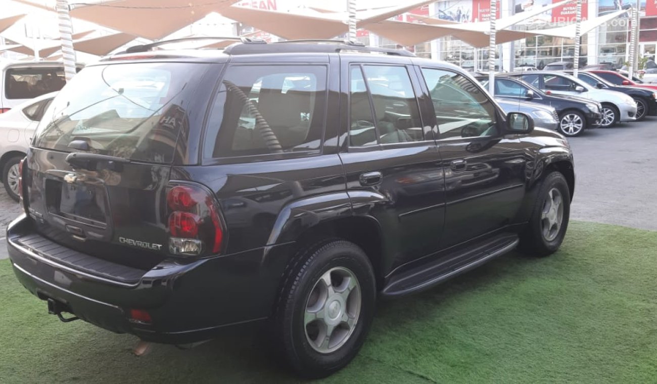 Chevrolet Trailblazer Gulf - No. 2 - without accidents, cruise control - in excellent condition, you do not need any expen