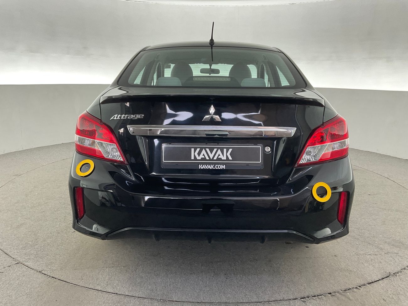 ميتسوبيشي اتراج GLX Full | شامل الضمان | 0 ﺪﻔﻋﺓ ﺃﻮﻟﻯ