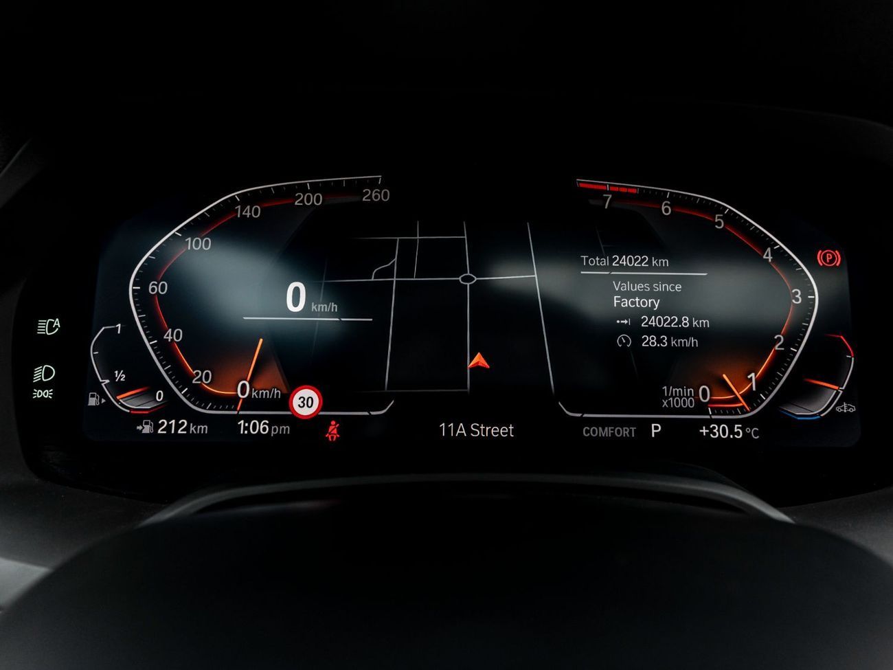 BMW X6 40i M Sport 3.0L 2023 BMW X6 xDrive40i, 2028 BMW Warranty + Service Contract, Low KMs, GCC